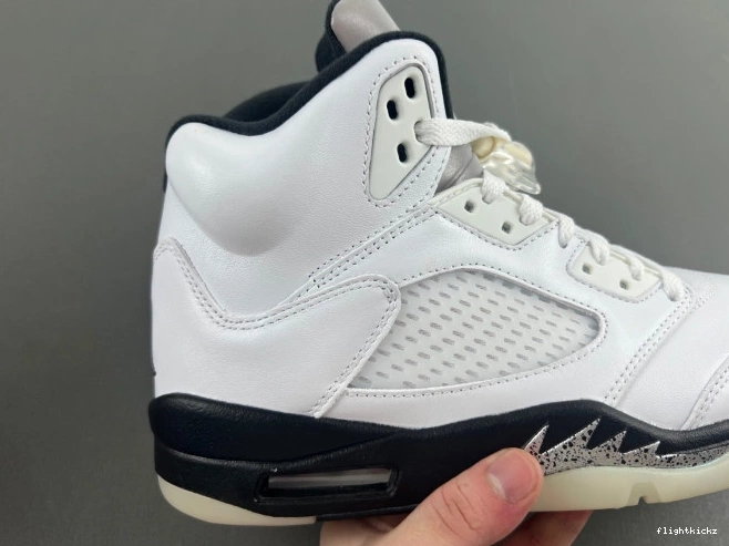AIR 5 DD0587-110 JORDAN BLACK' 'WHITE RETRO 0927